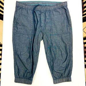 American Rag Capri Size XL